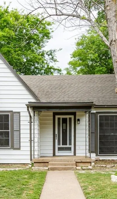 617 Wilson Street, Lancaster TX 75146