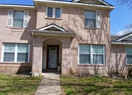 140 Rolling Hills Place, Lancaster TX 75146