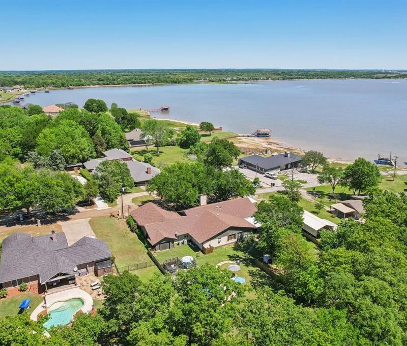 10856 Legg Drive, Kemp TX 75143