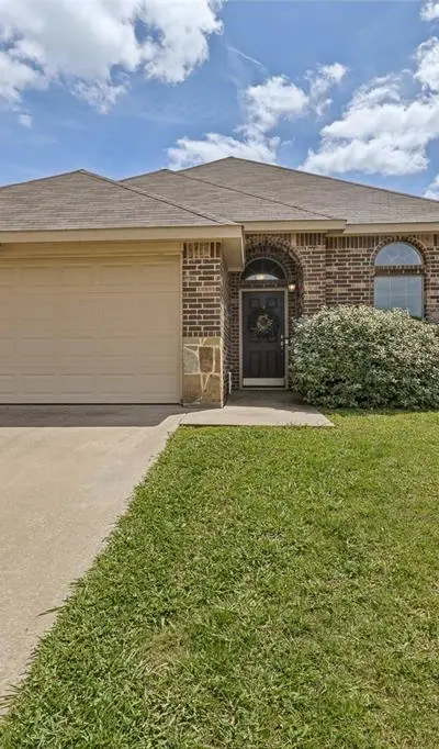 2242 Upcreek Court, Dallas TX 75253