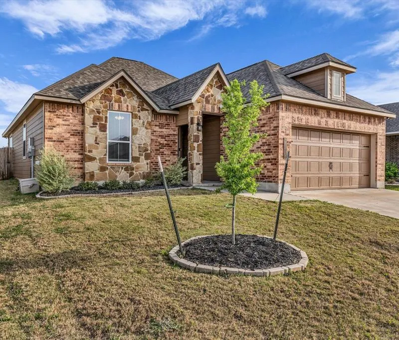 7008 Llano Drive, China Spring TX 76633