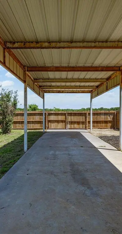1312 Rock Street, Bowie TX 76230 - Photo 4