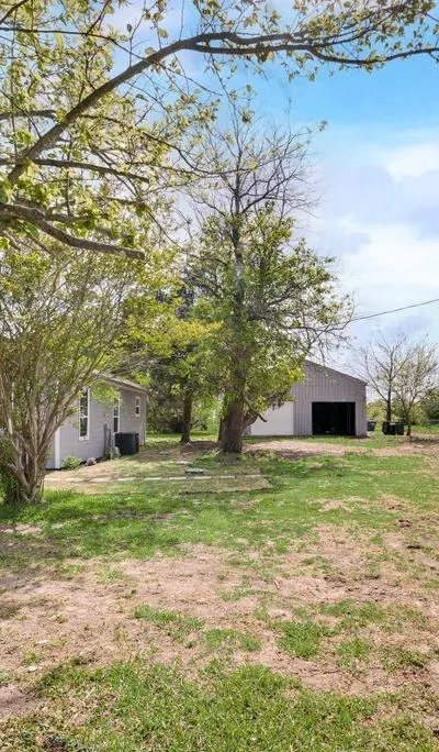 15647 County Road 355, Terrell TX 75161 - Photo 2