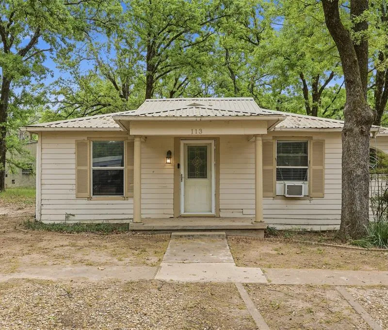 113 Karen Lane, Gun Barrel City TX 75156