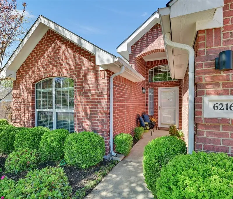 6216 Gillispie Drive, Fort Worth TX 76132