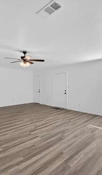 412 Susan Drive, Kennedale TX 76060 - Photo 3