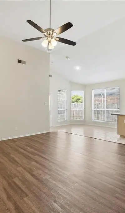 3023 Stallion Crossing, Irving TX 75060 - Photo 5