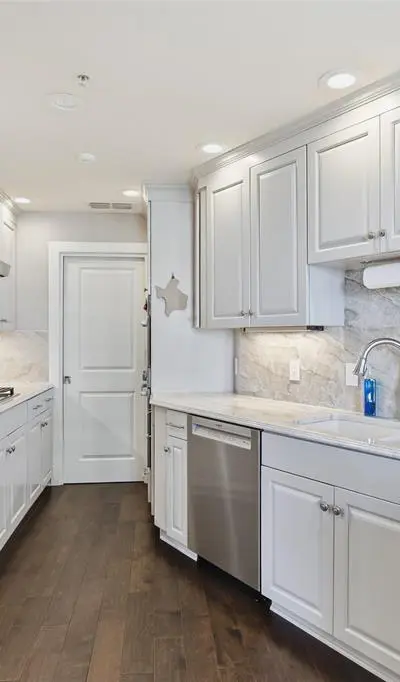 411 W 7th Street # 1005, Fort Worth TX 76102 - Photo 2