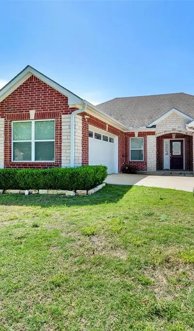 105 Ashlyn Court, Whitesboro TX 76273