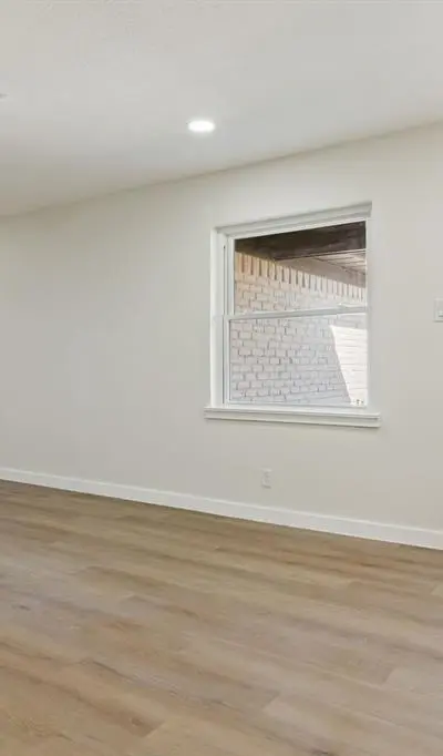 729 Finland Street, Grand Prairie TX 75050 - Photo 5
