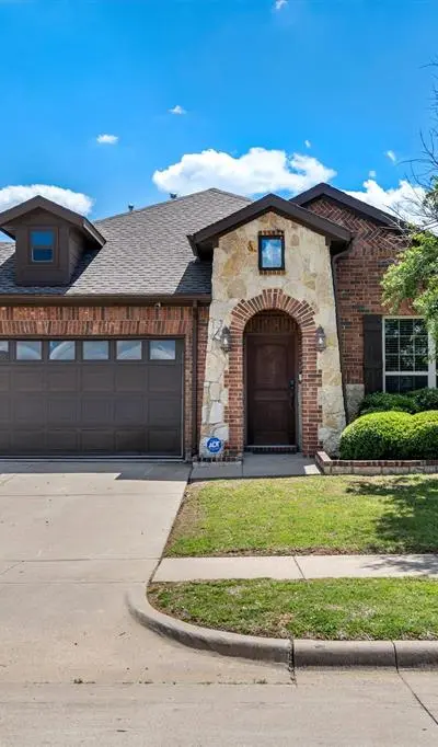 9257 Water Oak Drive, Arlington TX 76002