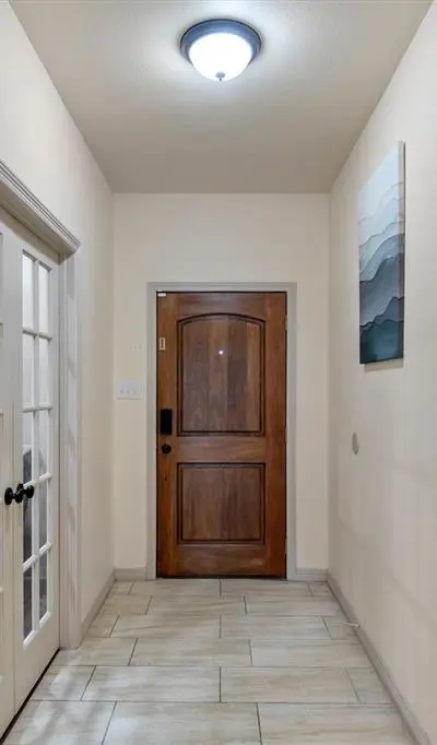 9257 Water Oak Drive, Arlington TX 76002 - Photo 4
