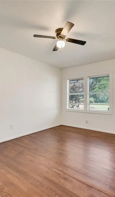 1836 Carver Avenue, Fort Worth TX 76102 - Photo 3