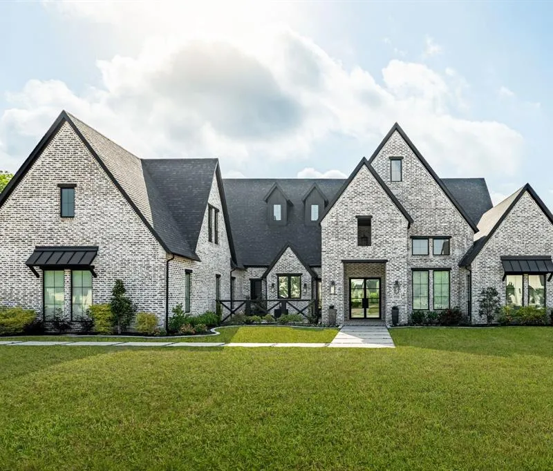 930 Harbour Oaks Court, Fairview TX 75069