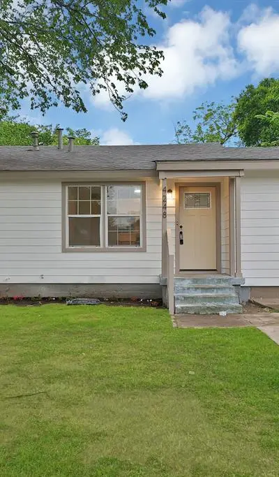 4248 Lorin Avenue, Fort Worth TX 76105