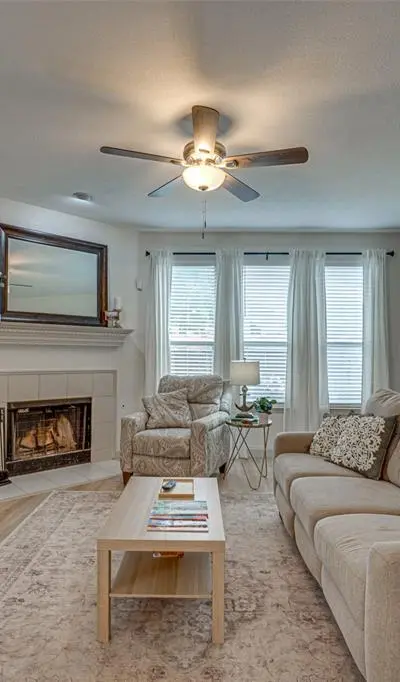5218 Griffins Pointe Drive, Rowlett TX 75089 - Photo 5