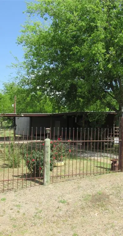 8927 Cartwright Drive, Cresson TX 76035