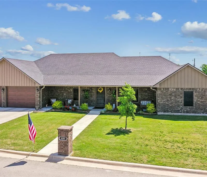 820 Fleitman Drive, Muenster TX 76252