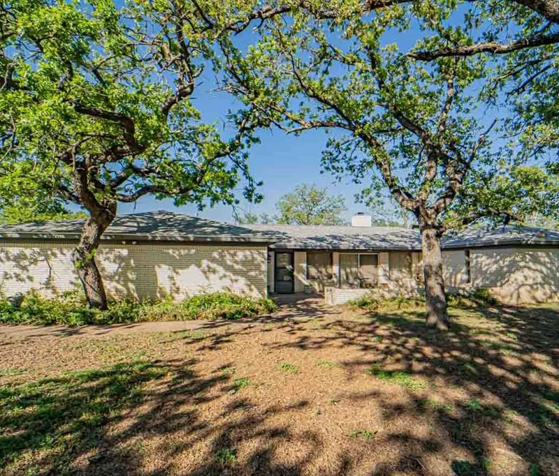 10325 County Road 197, Breckenridge TX 76424