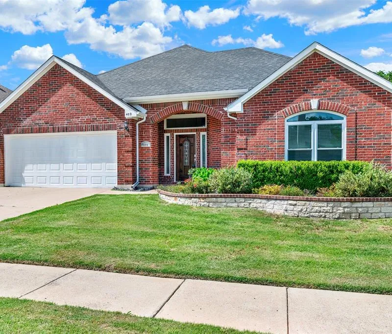 409 Jennifer Lane, Arlington TX 76002
