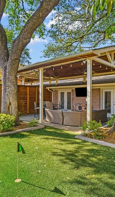 3617 Northwest Parkway, University Park TX 75225