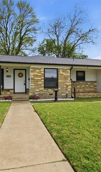 4324 Lambeth Lane, Fort Worth TX 76103 - Photo 3