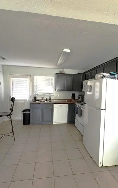 210 Hilltop Circle, Blue Ridge TX 75424 - Photo 3