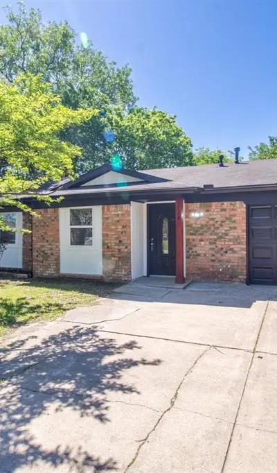 12308 Queen Drive, Balch Springs TX 75180 - Photo 4