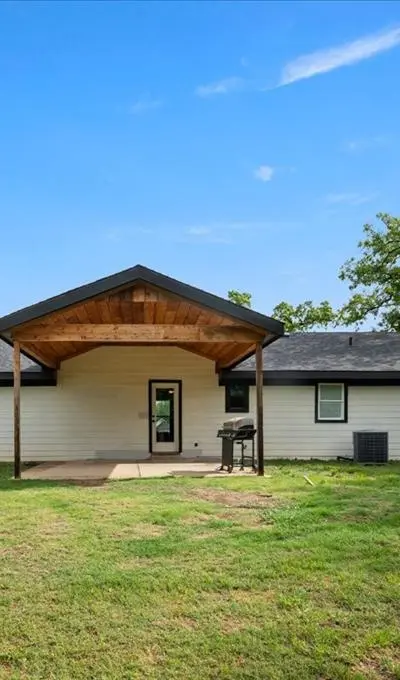 4238 Martin Luther King Freeway, Fort Worth TX 76119 - Photo 4