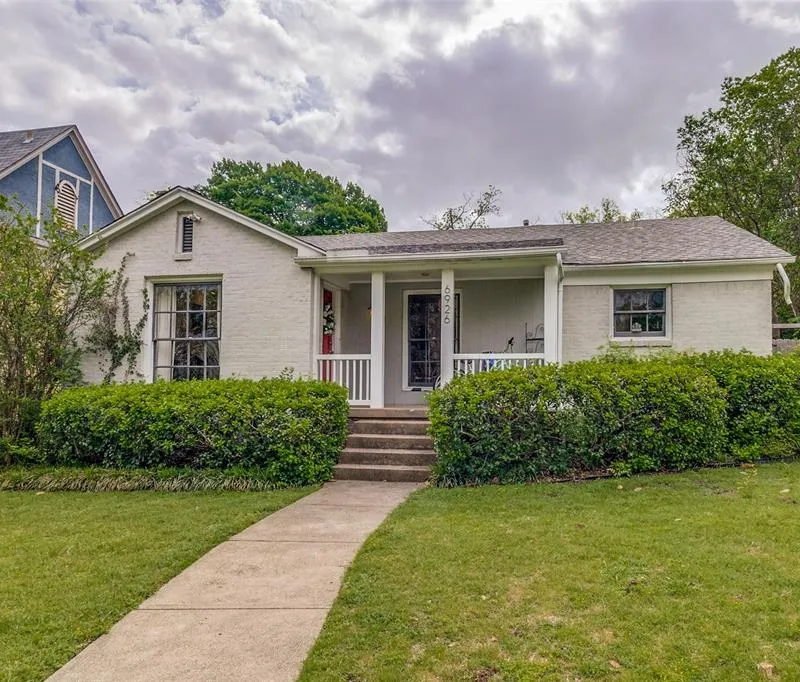 6926 Santa Monica Drive, Dallas TX 75223