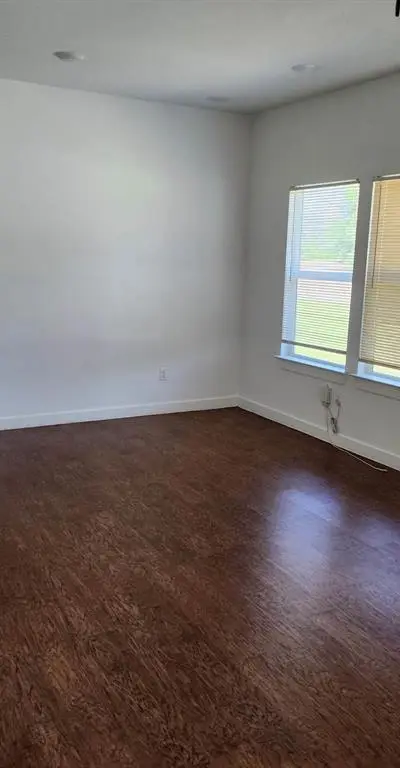 817 E Jefferson Street, Sulphur Springs TX 75482 - Photo 2