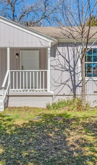 2627 Sharon Street, Dallas TX 75211