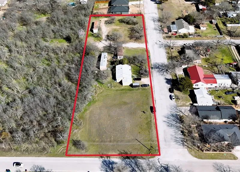 1311 Irvin Street, Bridgeport TX 76426