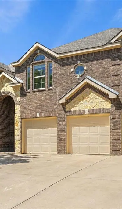 2824 Pino, Grand Prairie TX 75054 - Photo 2