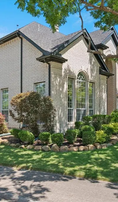 270 Chestnut Court, Coppell TX 75019 - Photo 2