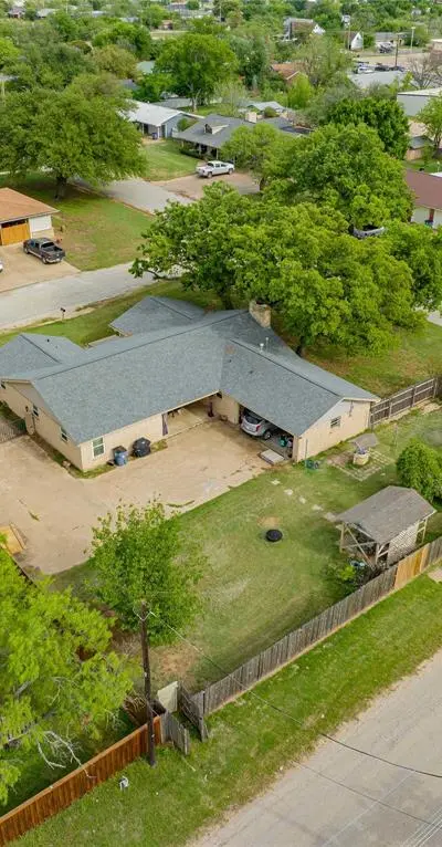 201 Westwood Street, Breckenridge TX 76424 - Photo 4