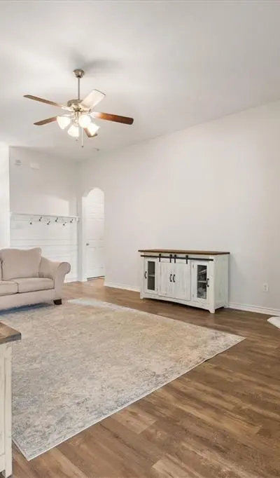 9224 Diane Drive, White Settlement TX 76108 - Photo 5