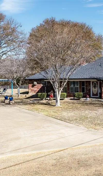 224 Autumn Wood Trail, Gun Barrel City TX 75156 - Photo 3