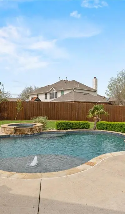 613 Windward Drive, Murphy TX 75094