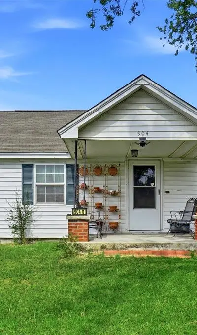 904 S Perrin Street, Decatur TX 76234 - Photo 4