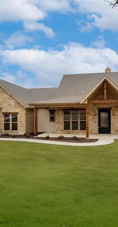190 County Road 3451, Paradise TX 76073