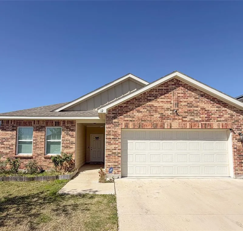 12 Elderbrook Lane, Edgecliff Village TX 76134