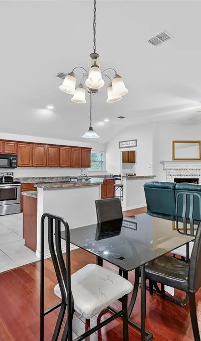 7424 Lake Front Trail, Arlington TX 76002 - Photo 3
