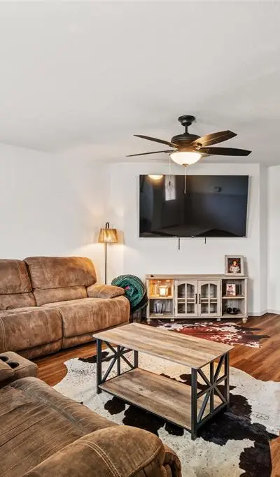 112 W Cedar Street, Lone Oak TX 75453 - Photo 4