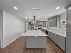 501 Roach Street, Bowie TX 76230 - Photo 3