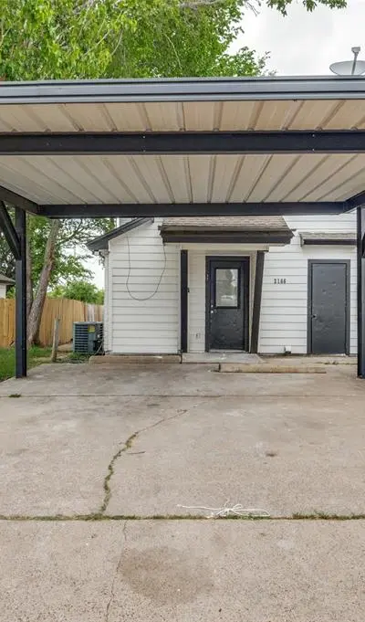 2166 E Arkansas Lane, Arlington TX 76014 - Photo 2