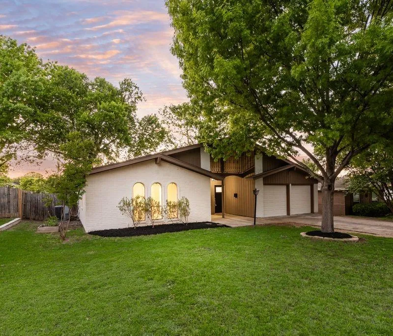 1614 Brent Court, Grand Prairie TX 75051