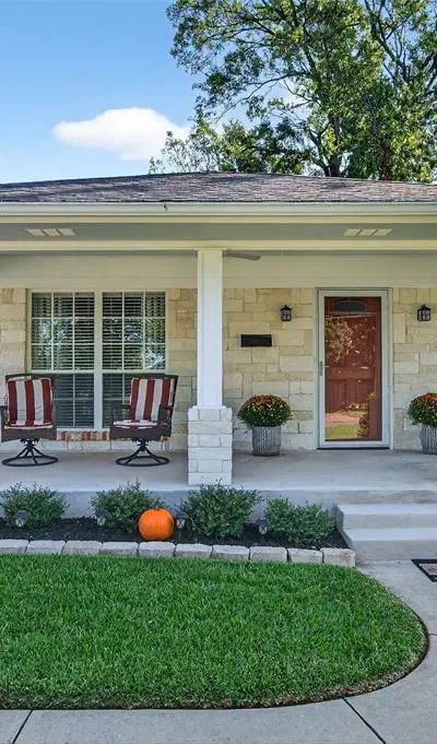 230 Center Street, Whitesboro TX 76273 - Photo 3