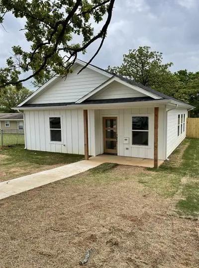 730 E Woodard Street, Denison TX 75021