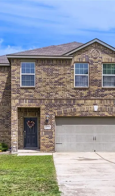 1200 Oak Creek Drive, Hutchins TX 75141